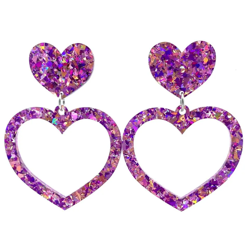 haus_of_dizzy_crystal_bar_6.webp Barbie Hearts | Earrings^Haus Of Dizzy Crystal Barbie Heart Earrings