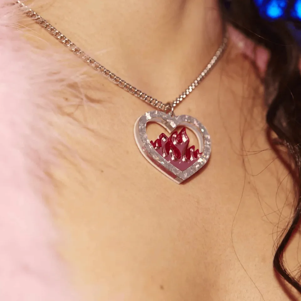 haus_of_dizzy_crystal_fla_1-1.webp Necklaces^Haus Of Dizzy Crystal Flame Heart Necklace ?