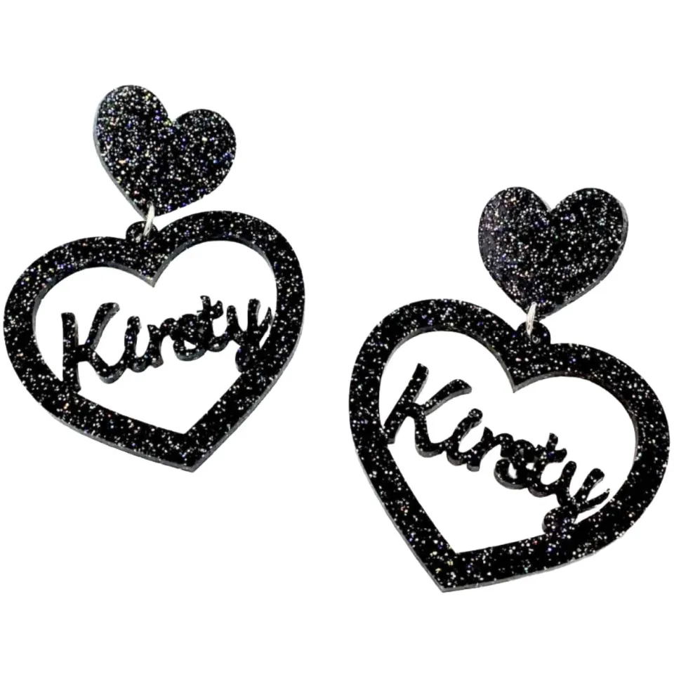 haus_of_dizzy_custom_name_1.webp Personalised Jewels | Earrings^Haus Of Dizzy Custom Name Heart Earrings