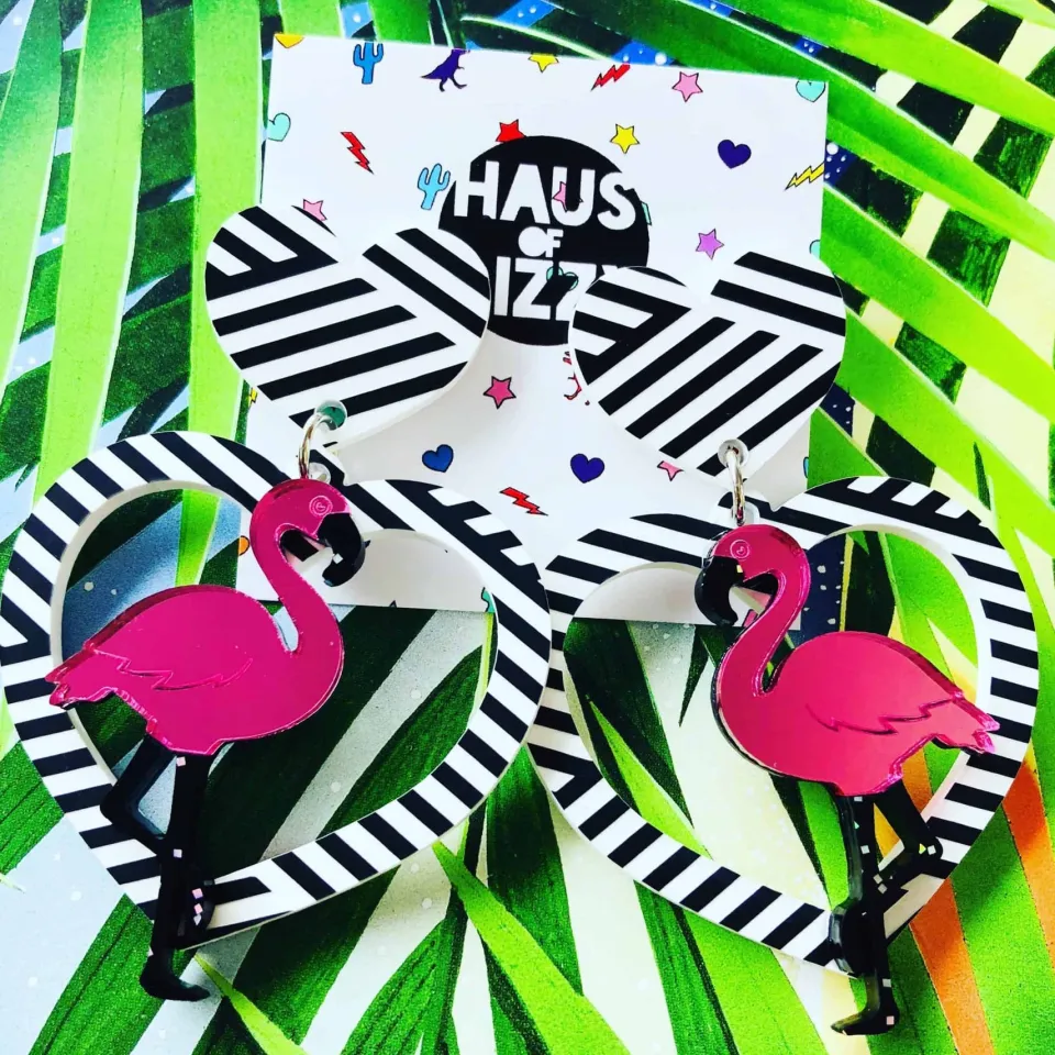 haus_of_dizzy_flamingo_he_0.webp Earrings^Haus Of Dizzy Flamingo Heart Earrings