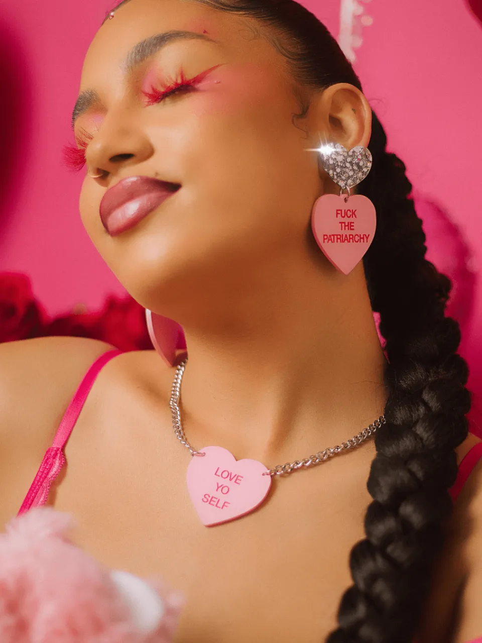 haus_of_dizzy_pronoun_gen_0.webp Earrings^Haus Of Dizzy 'Pronoun' Gentle Reminder Candy Heart Earrings