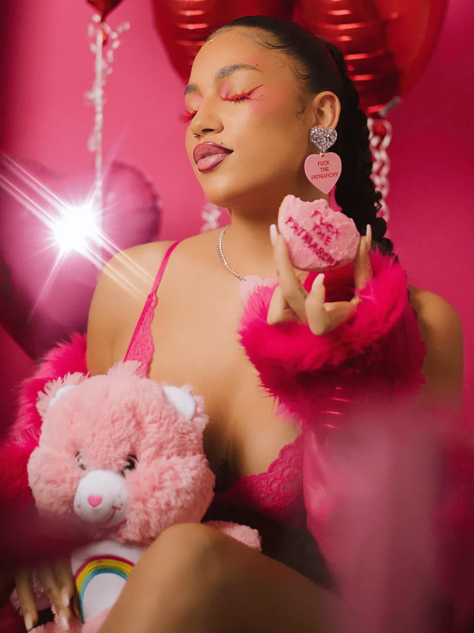 haus_of_dizzy_pronoun_gen_7.webp Earrings^Haus Of Dizzy 'Pronoun' Gentle Reminder Candy Heart Earrings