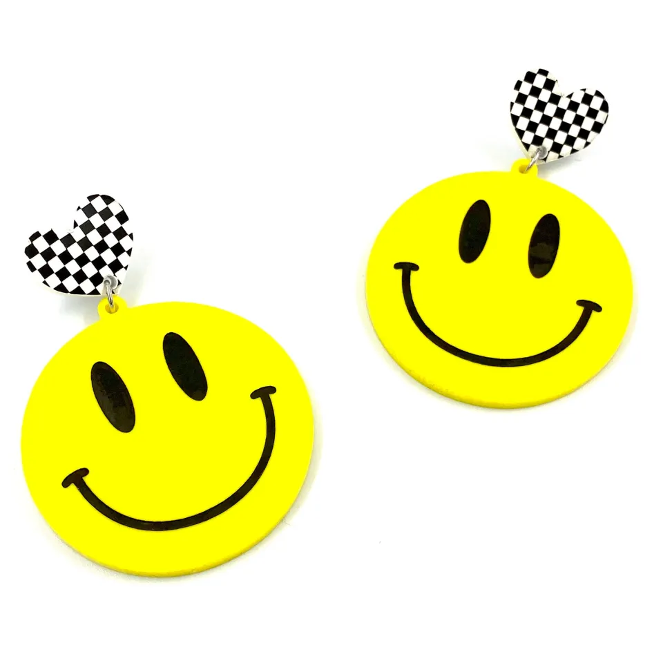 haus_of_dizzy_sht_happens_1.webp Earrings^Haus Of Dizzy 'Sh*t Happens' Smiley Earrings ?