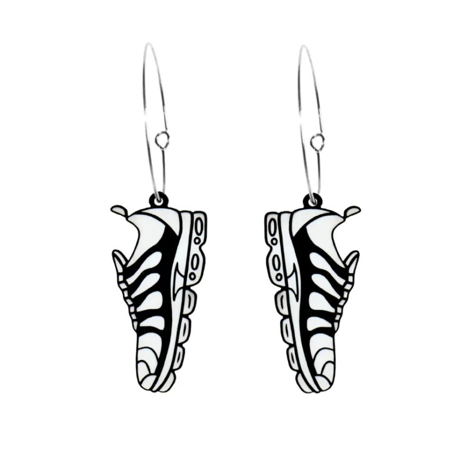 haus_of_dizzy_x_roxxis_po_2-5.webp Earrings^Haus Of Dizzy x Roxxi's Poolroom 'Deadly Kicks' Earrings